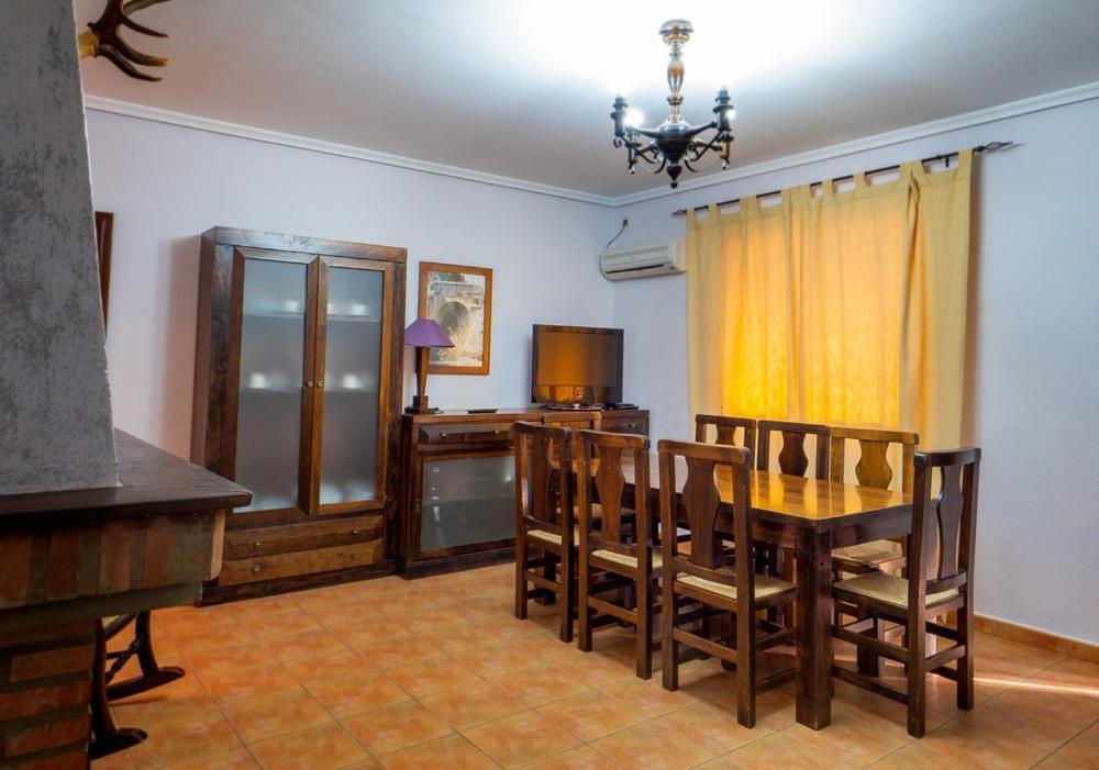 אוסה דה מונטיאל Casas Rurales Ramirez מראה חיצוני תמונה