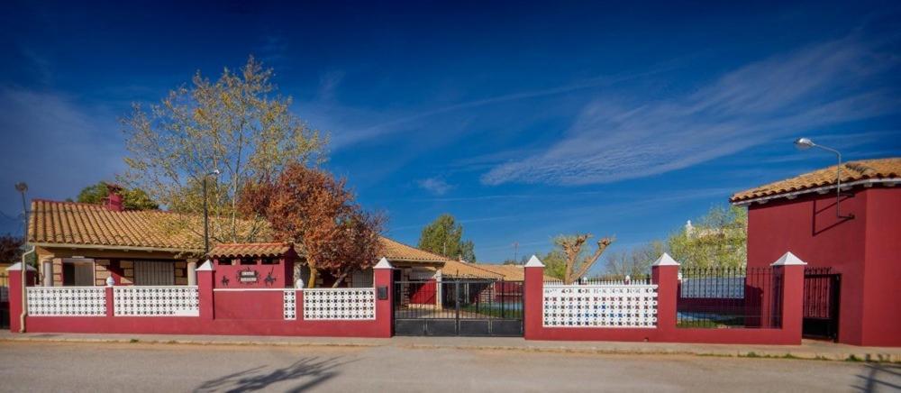 אוסה דה מונטיאל Casas Rurales Ramirez מראה חיצוני תמונה